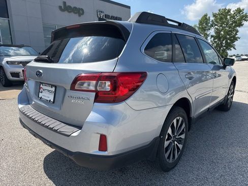 Used 2017 Subaru Outback 2.5i Limited image 8