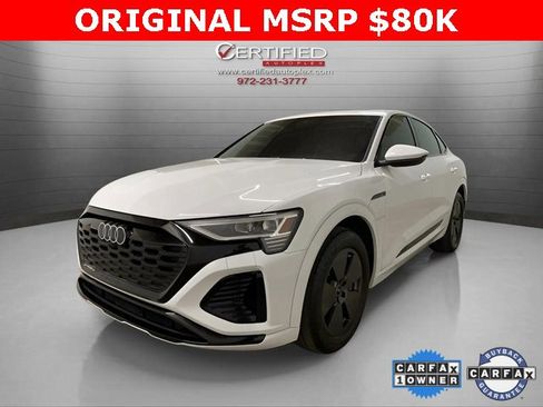 Used 2024 Audi Q8 e-tron Premium image 1