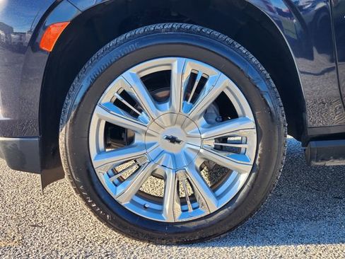 Used 2022 Chevrolet Tahoe High Country image 10