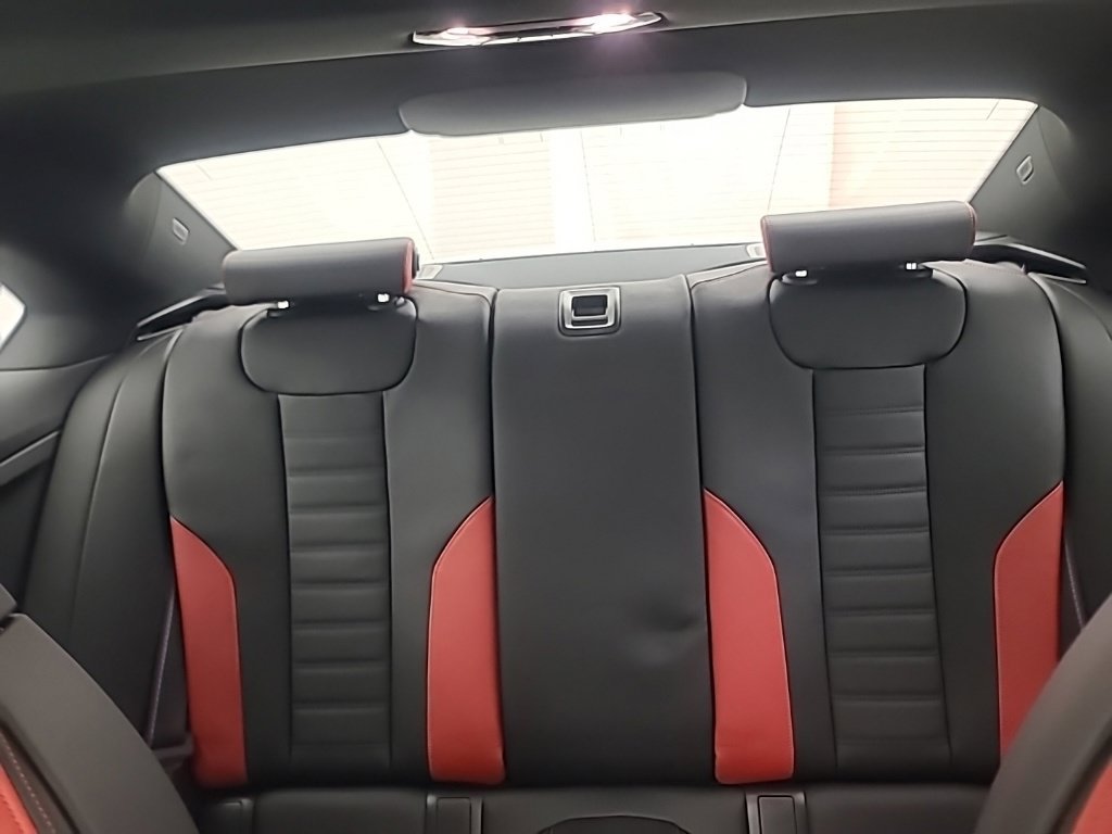 Used 2026 BMW M2 w/ Lighting Package RWD image 25