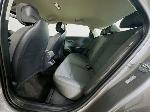 Used 2025 Kia K4 LXS image 26