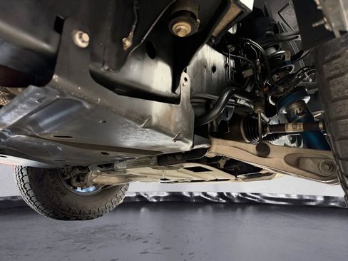 Used 2018 Ford F150 Raptor w/ Equipment Group 802A Luxury image 37