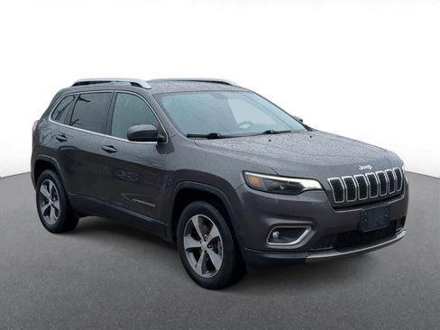 Used 2019 Jeep Cherokee Limited image 2