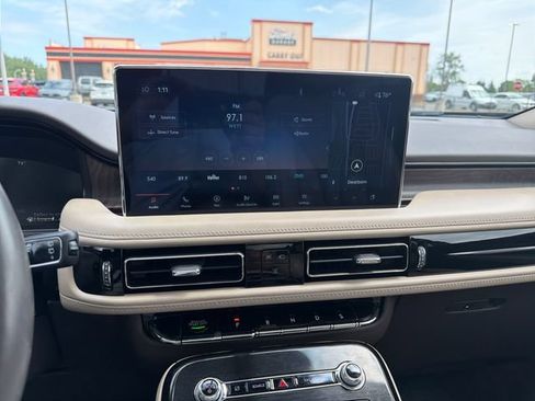 Used 2023 Lincoln Nautilus Reserve w/ Equipment Group 201A AWD/4WD image 21
