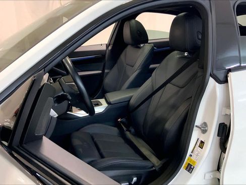 Used 2023 BMW i4 eDrive35 image 8