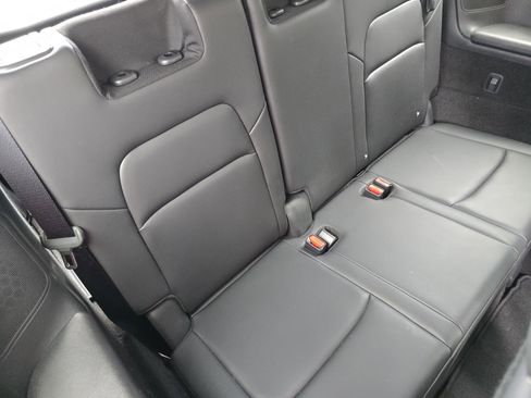 Used 2024 Nissan Pathfinder Platinum AWD/4WD image 30