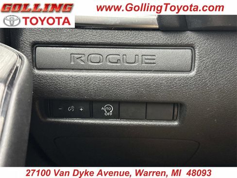 Used 2023 Nissan Rogue S image 26