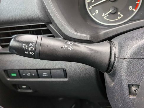 Used 2022 Nissan Sentra S image 24