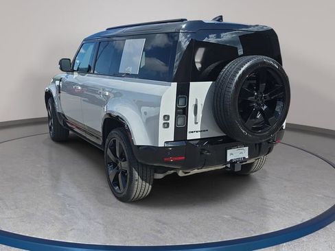 New 2026 Land Rover Defender 110 X-Dynamic SE AWD/4WD image 7