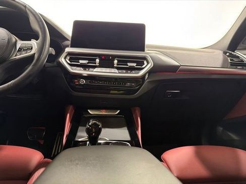 Certified 2024 BMW X4 xDrive30i w/ Premium Package AWD/4WD image 35