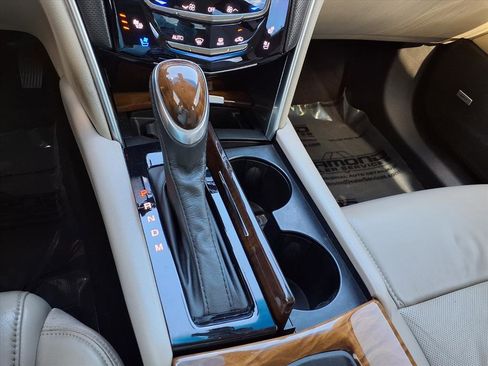 Used 2019 Cadillac XTS Luxury image 22