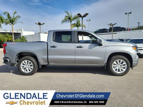 Certified 2024 Chevrolet Silverado 1500 Custom image 11