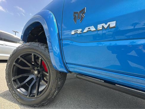 Used 2022 RAM 1500 Laramie AWD/4WD image 46