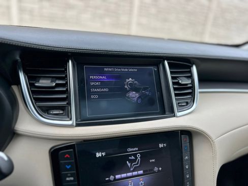 Used 2022 INFINITI QX50 Luxe w/ Cargo Package image 24