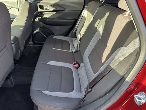 Certified 2023 Chevrolet TrailBlazer LT w/ Convenience Package image 11