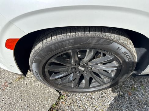 Used 2023 Cadillac Escalade Sport Platinum w/ LPO, ONYX Package image 6