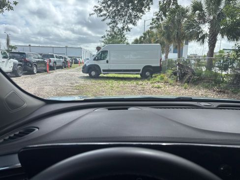 Used 2025 Buick Encore GX Preferred image 36