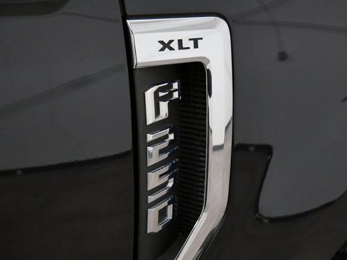 Used 2019 Ford F250 XLT image 10