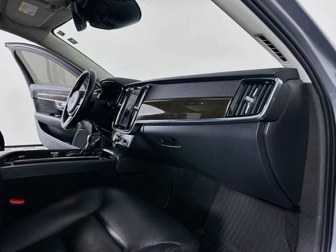 Used 2018 Volvo S90 T6 Momentum w/ Convenience Package image 37