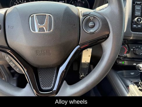 Used 2016 Honda HR-V LX image 11