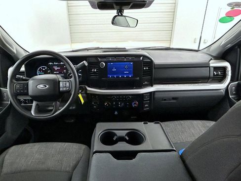 Used 2024 Ford F250 XLT image 13