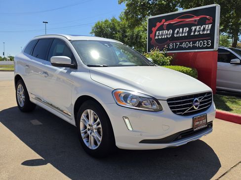 Used 2015 Volvo XC60 T5 Premier w/ Proximity Package image 6