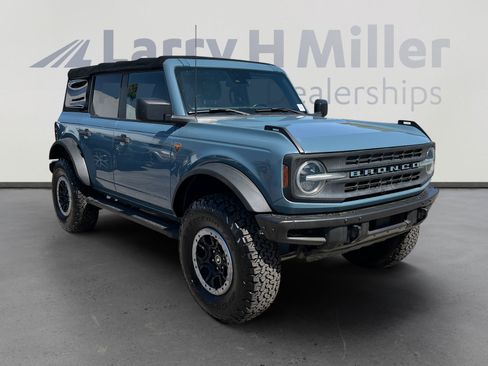Used 2021 Ford Bronco Badlands w/ Sasquatch Package AWD/4WD image 7