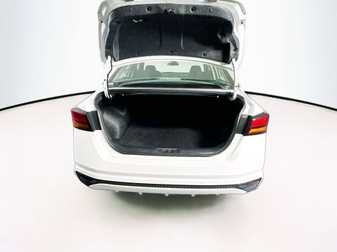 Used 2024 Nissan Altima 2.5 S image 27