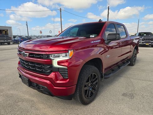 Used 2023 Chevrolet Silverado 1500 RST AWD/4WD image 7