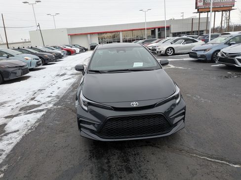 Certified 2025 Toyota Corolla XSE image 3