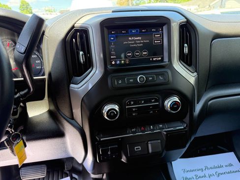 Used 2020 GMC Sierra 2500 2WD Crew Cab w/ Convenience Package image 7
