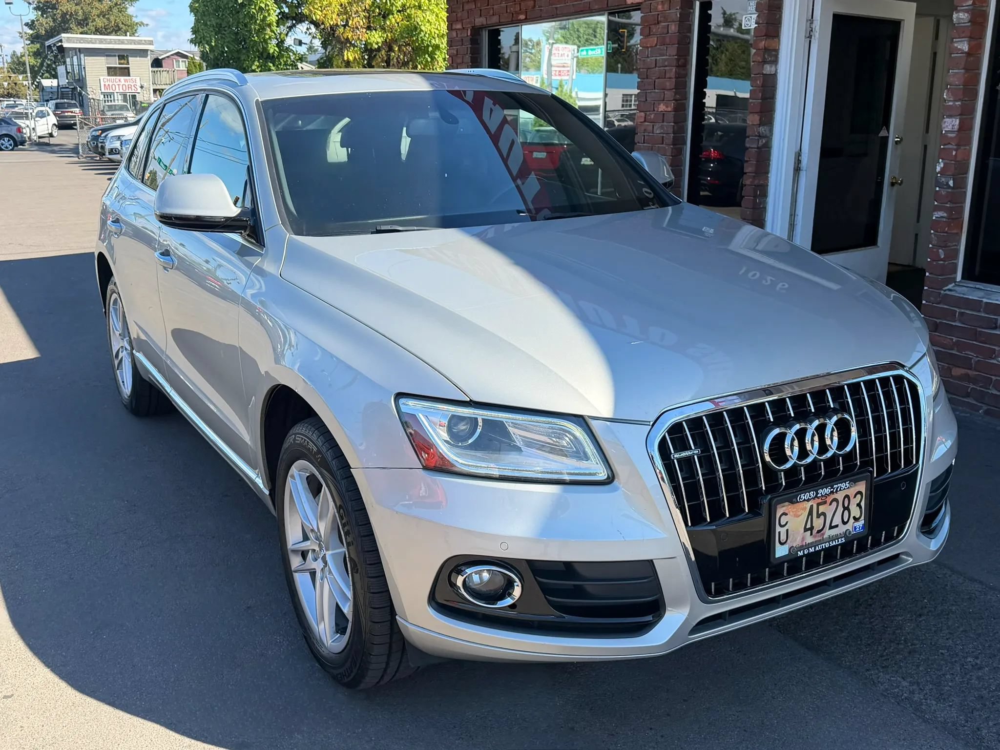 Used 2015 Audi Q5 2.0T Premium Plus w/ Technology Package AWD/4WD image 14