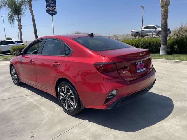 Used 2023 Kia Forte LXS w/ LXS Technology Package FWD image 6