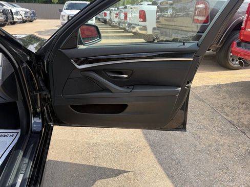 Used 2014 BMW 528i Sedan RWD image 11