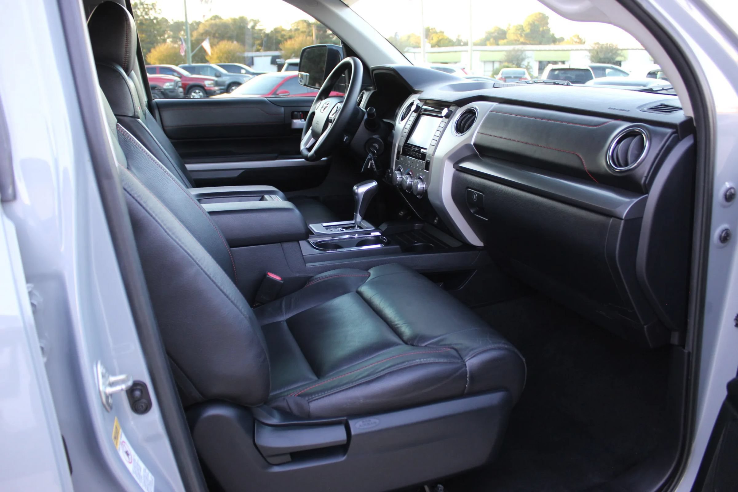 Used 2017 Toyota Tundra TRD Pro AWD/4WD image 31