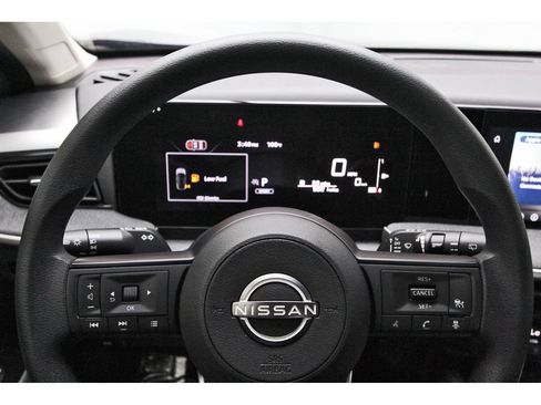 Used 2026 Nissan Kicks SV FWD image 15