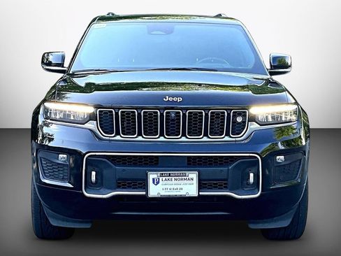 Certified 2023 Jeep Grand Cherokee Overland w/ Adv Protech Group III AWD/4WD image 3