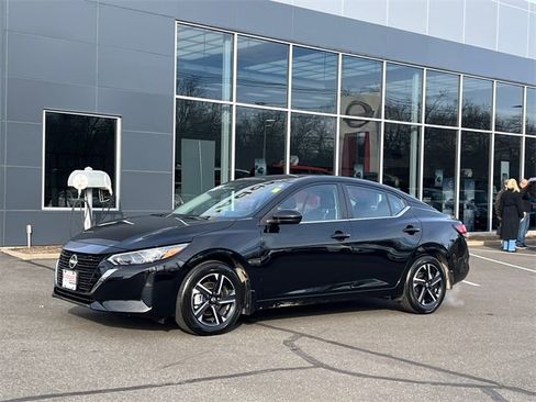 Certified 2025 Nissan Sentra SV image 1