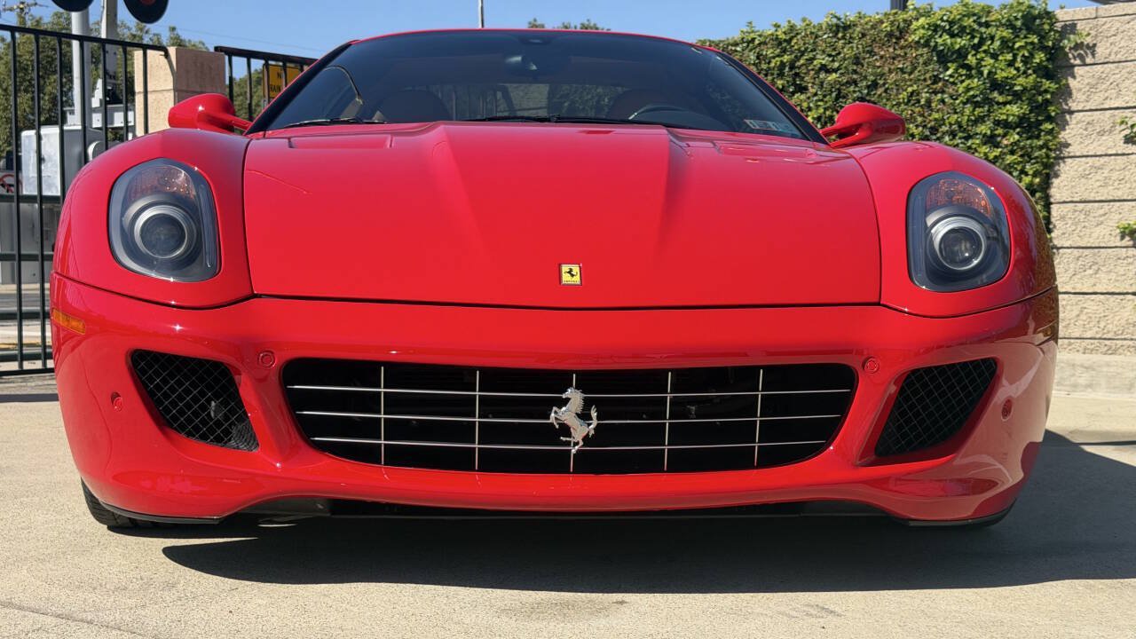 Used 2007 Ferrari 599 GTB Fiorano RWD image 2