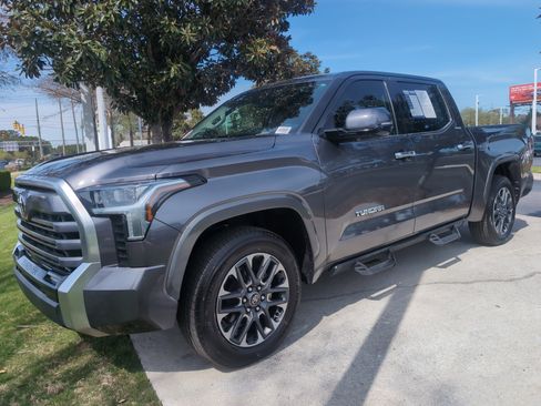 Used 2022 Toyota Tundra Limited image 5