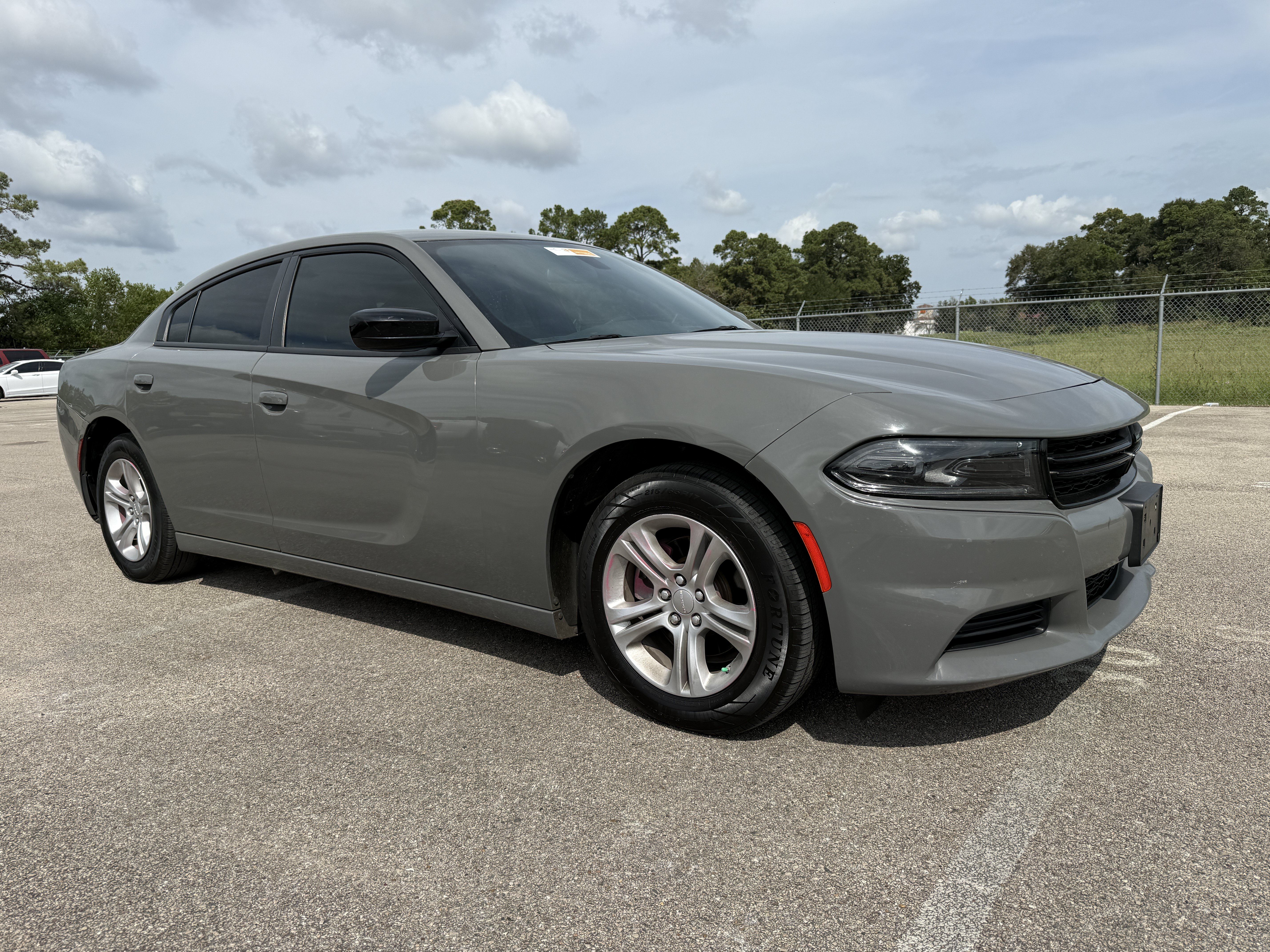 Used 2023 Dodge Charger SXT RWD image 1