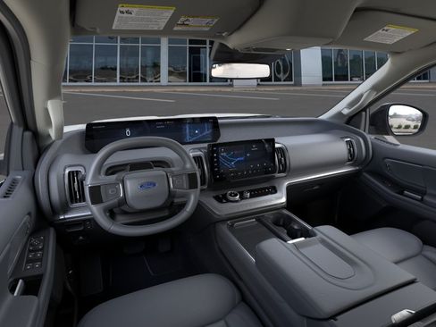 New 2026 Ford Expedition Active RWD image 24