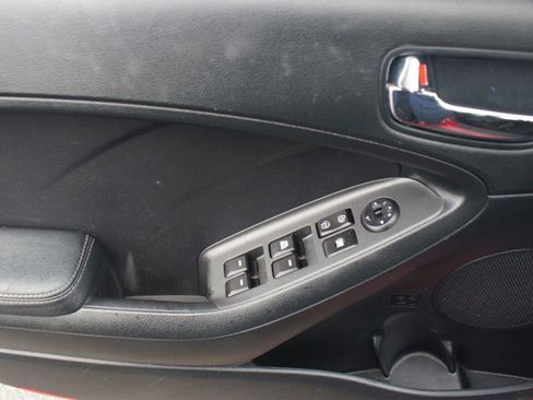 Used 2016 Kia Forte LX FWD image 18