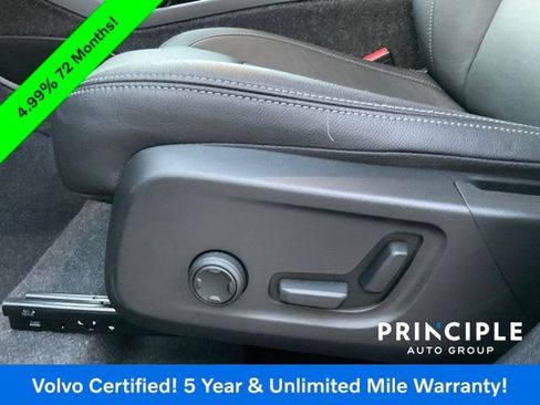 Certified 2025 Volvo XC40 B5 Core image 19