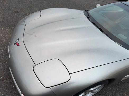 Used 2000 Chevrolet Corvette Coupe w/ Memory Pkg image 30