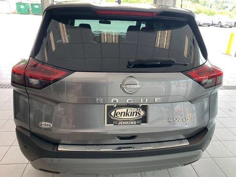 Used 2023 Nissan Rogue SV AWD/4WD image 13