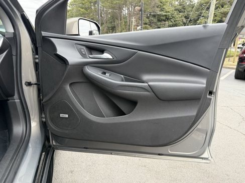 Used 2017 Chevrolet Volt Premier w/ Driver Confidence II Package image 35