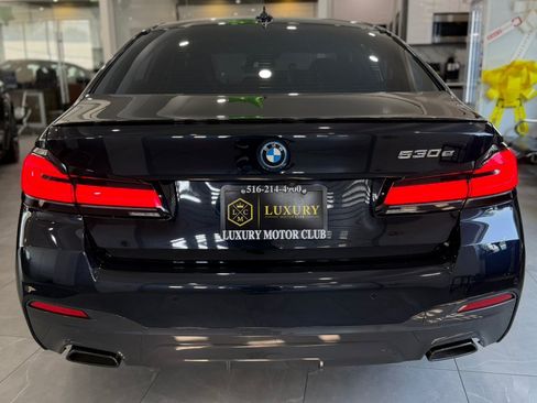 Used 2023 BMW 530e w/ M Sport Package RWD image 6