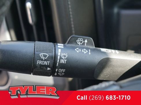 Used 2018 GMC Sierra 1500 SLE w/ SLE Value Package AWD/4WD image 28