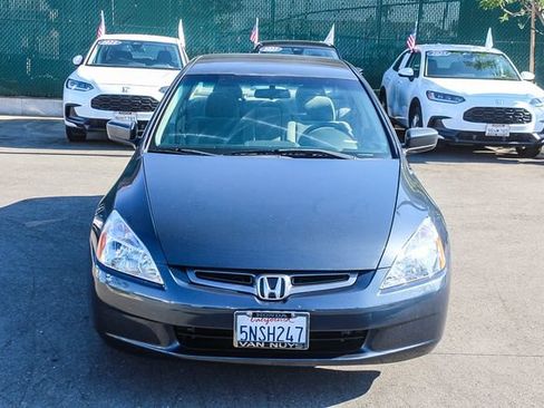 Used 2005 Honda Accord LX image 2